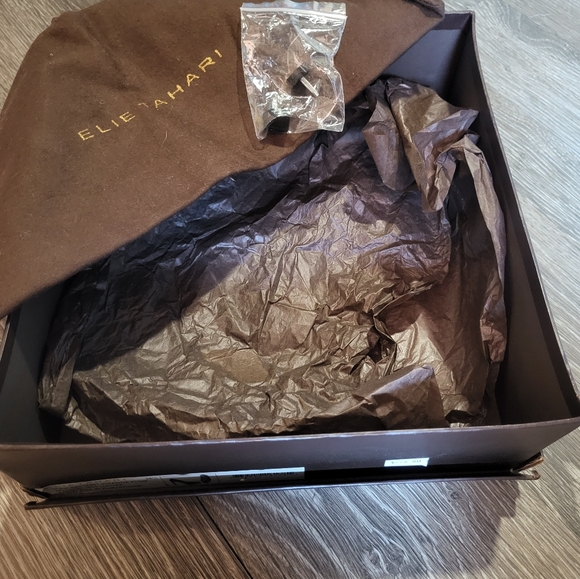 Elie Tahari Eleanor Platform Heels - Picture 5 of 5